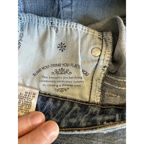 Lee 6 Medium Slims You Trims You 5 Pocket Jean - Picture 15 of 15